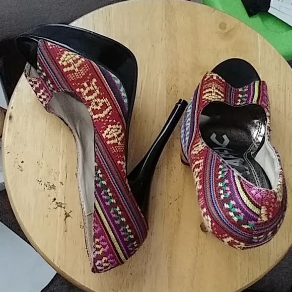 Multiple color - Picture 2 of 3